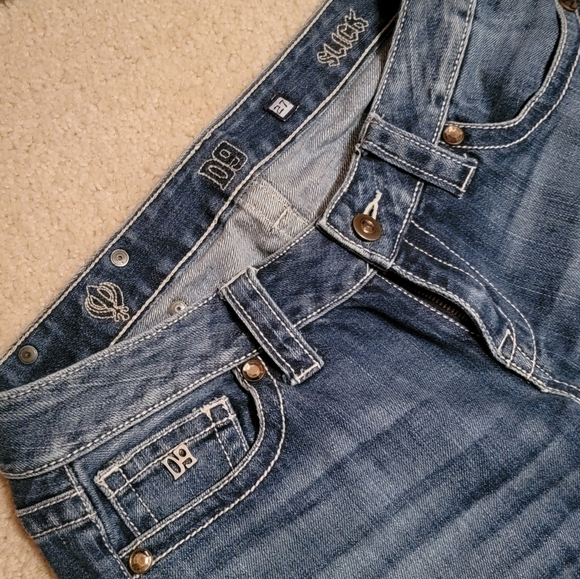Junior's D9 Bootcut Jeans - Picture 3 of 4